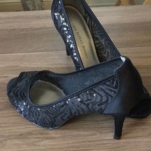 Adrianna Papell heels NWOT